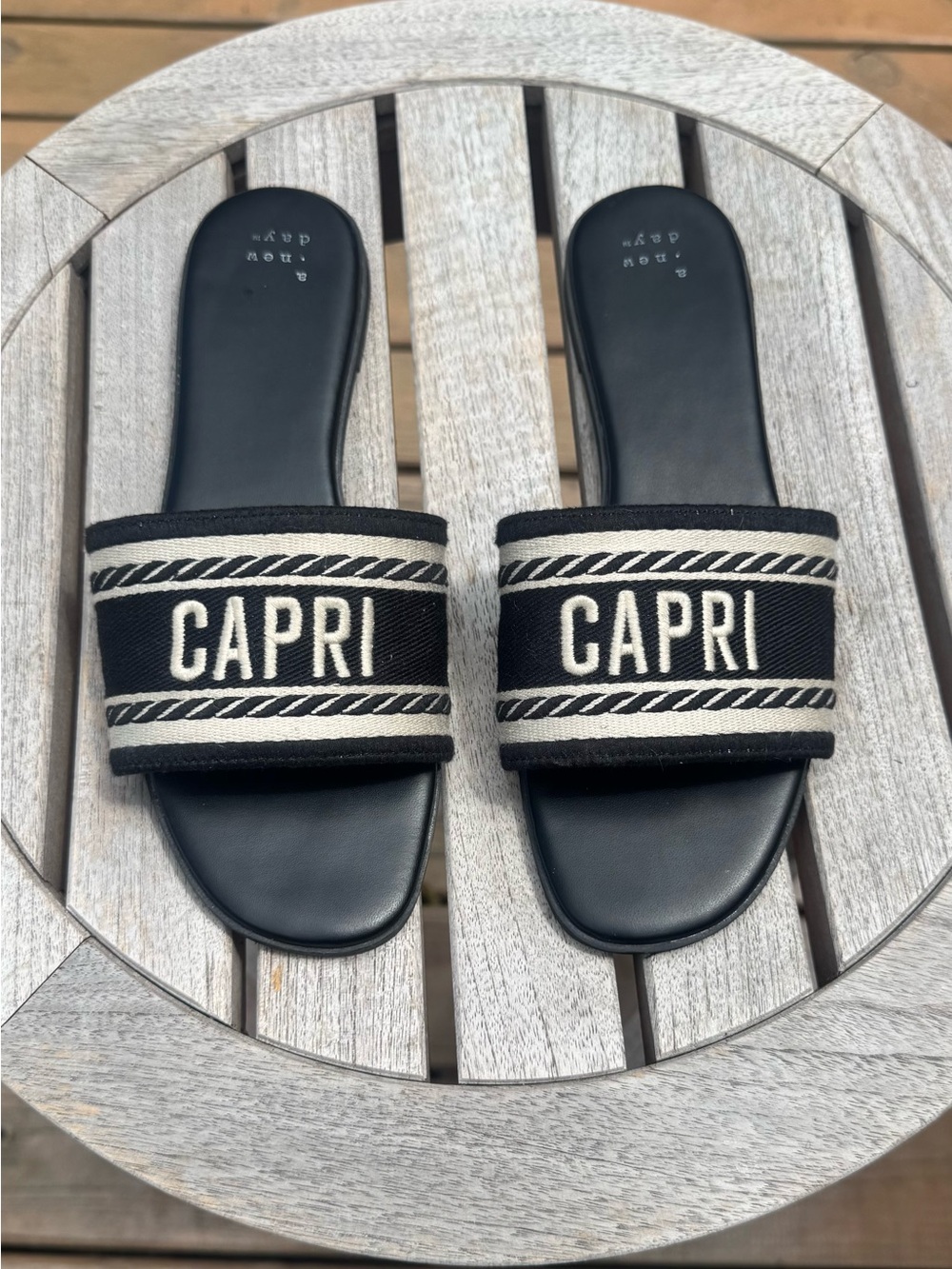 a new day Black and Cream 'CAPRI' Slide Sandals